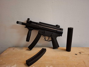 Image pour GSG-522 / CYMA CM.041K - 2 MAGS - SURPRESSOR