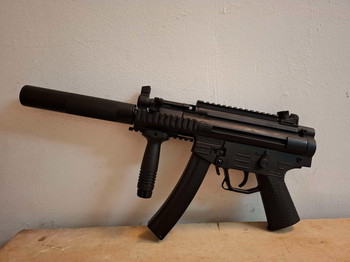 Image 5 for GSG-522 / CYMA CM.041K - 2 MAGS - SURPRESSOR