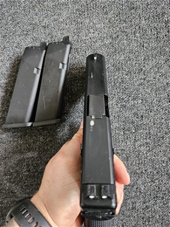 Afbeelding 4 van HK416 & Glock 17 + manta sleeve