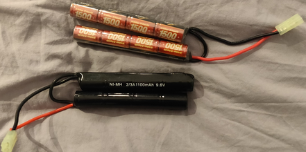 Image for Ni-MH 1100 & 1500mAh 9.6v nunchuck accu's