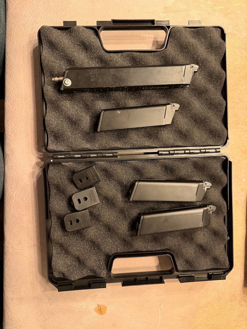 Bild 1 für SSP 18 hpa mag + 3 defecte mags voor onderdelen