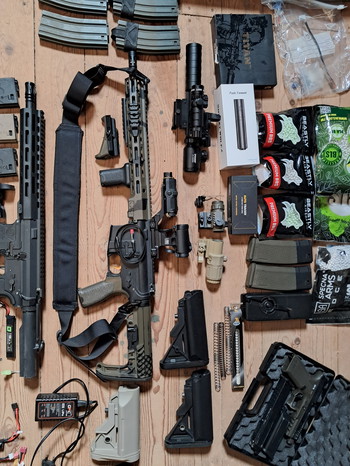 Afbeelding 5 van Airsoft starter set met upgrades (Specna Arms M4 + SSP18 + accessoires)