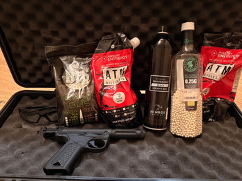 Image 2 for Airsoft set