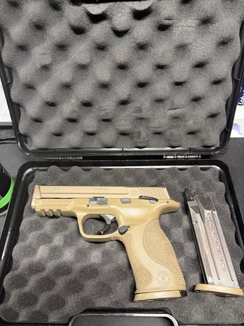 Bild 2 für Tokyo marui Smith&Wesson M&P9 (Dark Earth)