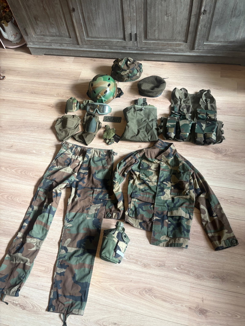 Afbeelding 1 van lot woodland/green camo