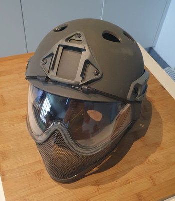 Bild 3 für WARQ helm in prima staat grijs , olive