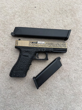 Image 2 for WE Glock 17 gold