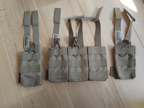 Image pour Warrior DCS Plate Carrier Base coyote+ pouches en novritsch Minimal Chest Rig - ACP+ pouches