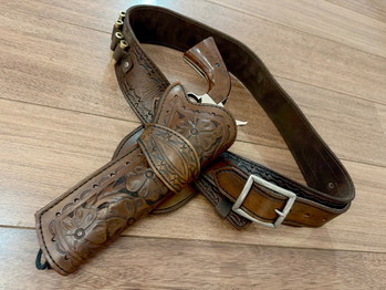 Bild 3 für Colt Single Action Army met holster en 24 kogels