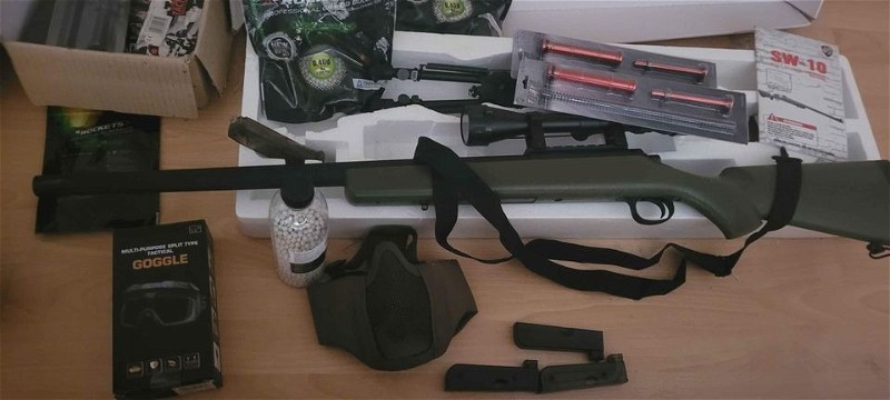 Image 1 pour Sniper Rifle(SW-10) with ammo and protections.