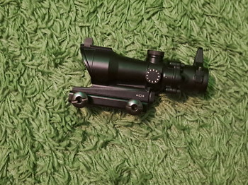 Image 4 for Cyma 612 replic with scope better akumlator charger and a vertical grip