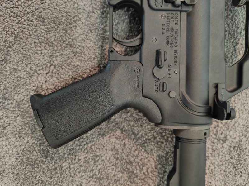 Image 1 for Magpul MOE grip for M4