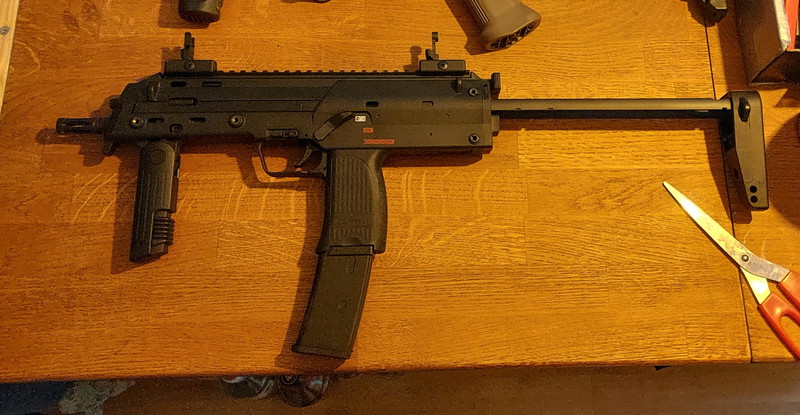 Afbeelding 1 van VFC MP7 + Vortex Crossfire Reddot + 3 mags