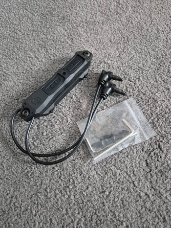 Bild 2 für Dual Switch Crane Plugs