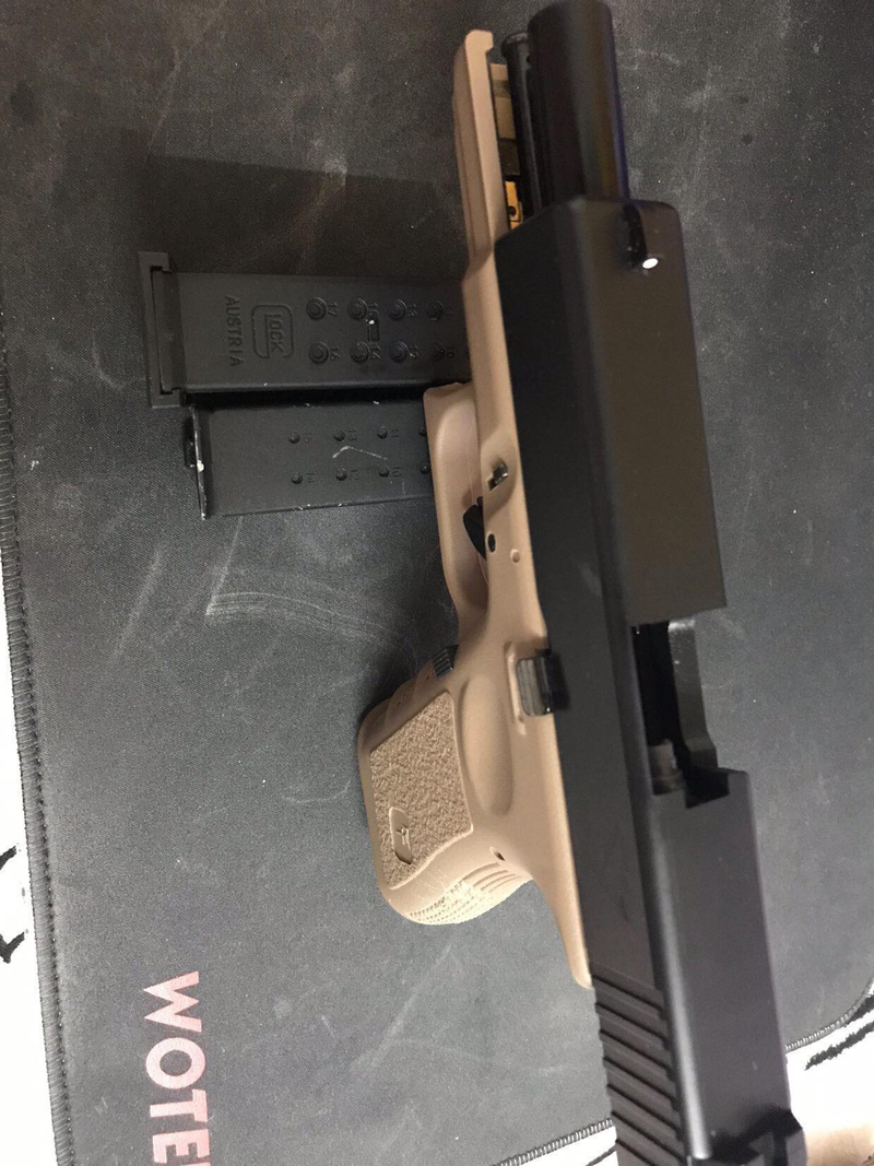 Imagen 1 de Glock 23 Saigo Defense