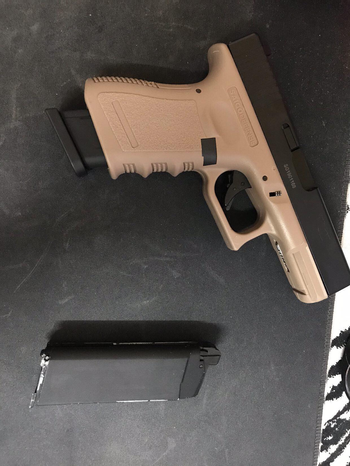 Image 2 for Glock 23 Saigo Defense