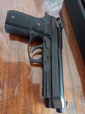 Image 2 pour Tokyo Marui m9a1, extra mag en holster.