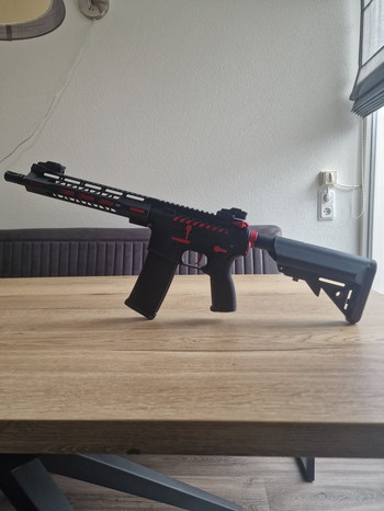 Afbeelding 2 van Specna Arms SA-E39 EDGE Carbine - Red Edition