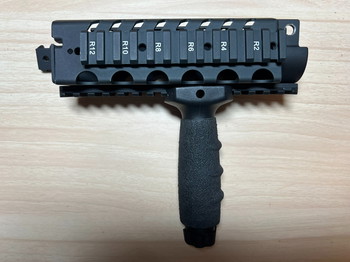 Afbeelding 2 van G&G MP5 Handguard + Grip
