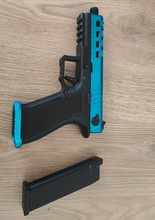 Imagen para Novritsch glock SSP18 met blauwe accessoires