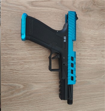 Afbeelding 3 van Novritsch glock SSP18 met blauwe accessoires