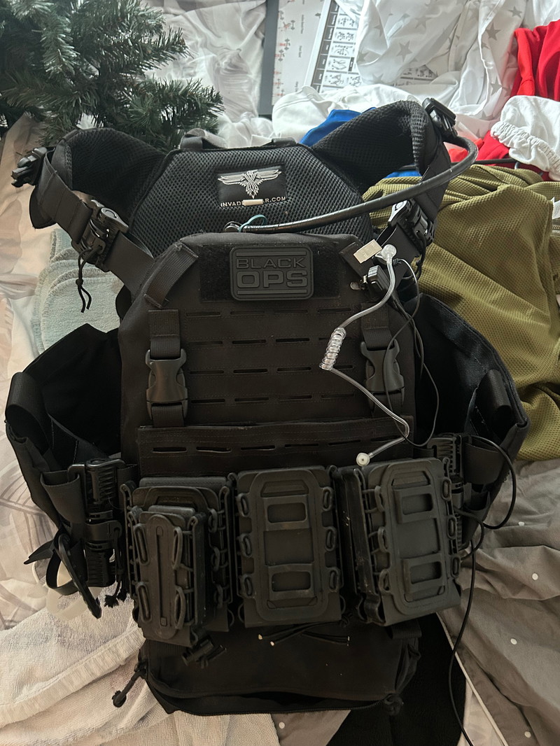 Image 1 for Invader gear plate carrier