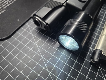 Image 4 for Night Warrior 1911 et lampe VLC fonctionnelle