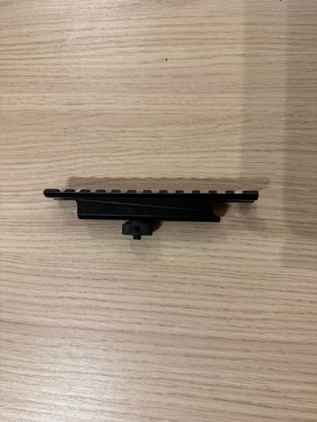 Imagen 2 de M16 riser/mount voor scope