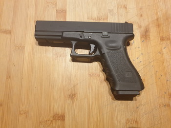 Image 2 for glock 17 met 1 mag