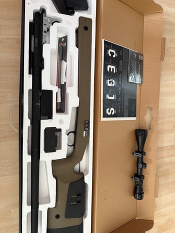 Image 2 for Sniper incl 3 mags en scope
