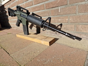 Afbeelding van M4A1 replica in OD green