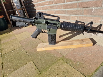 Afbeelding 2 van M4A1 replica in OD green