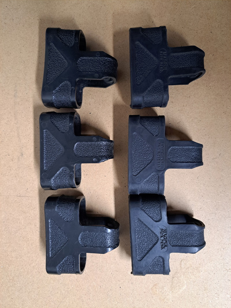 Afbeelding 1 van 3x originele Magpuls + 3 replica
