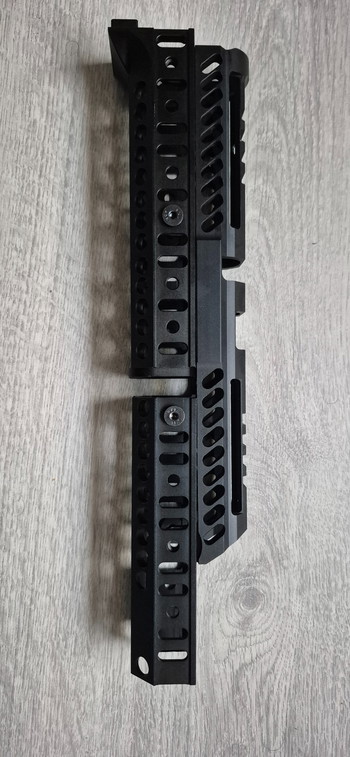 Imagen 2 de 5KU B33 Handgaurd