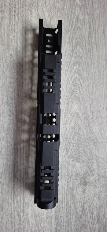 Imagen 3 de 5KU B33 Handgaurd