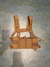 Afbeelding van Warrior Assault Systems - Pathfinder Chest Rig - Coyote Tan INCOMPLEET