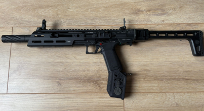 Afbeelding van SMC-9 Full Auto | GBB | G&G met M4 HPA adapter van pulsar