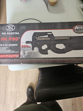 Afbeelding 2 van FN Herstal P90