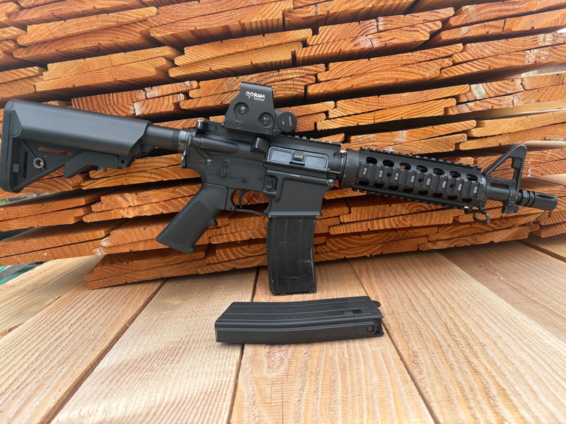 Image 1 for KJW M4 GBB incl 2 gloednieuwe mags