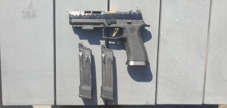 Imagen para Customworks Spectre Comp Build