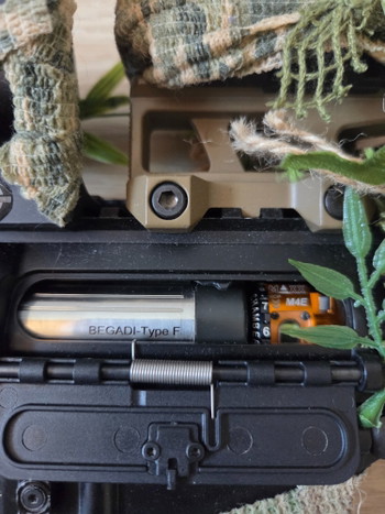 Bild 2 für Fully upgraded m4 aeg kit.