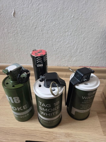 Bild 5 für Fully upgraded m4 aeg kit.