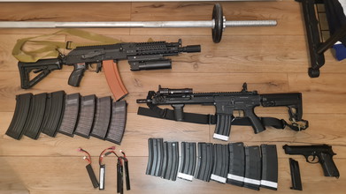 Bild für G&G rk74 - DE utr556 - WE baretta