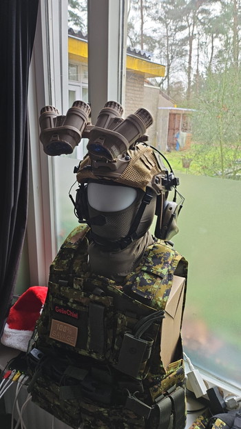 Image 2 pour Helm met Communicatie, Nightvision Dummy en Strobe Light