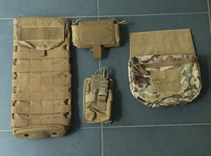 Imagen para diverse pouches coyote MOET WEG!