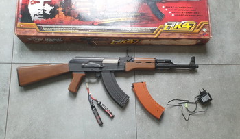 Image 4 pour g&g cm ak47Che Guevara