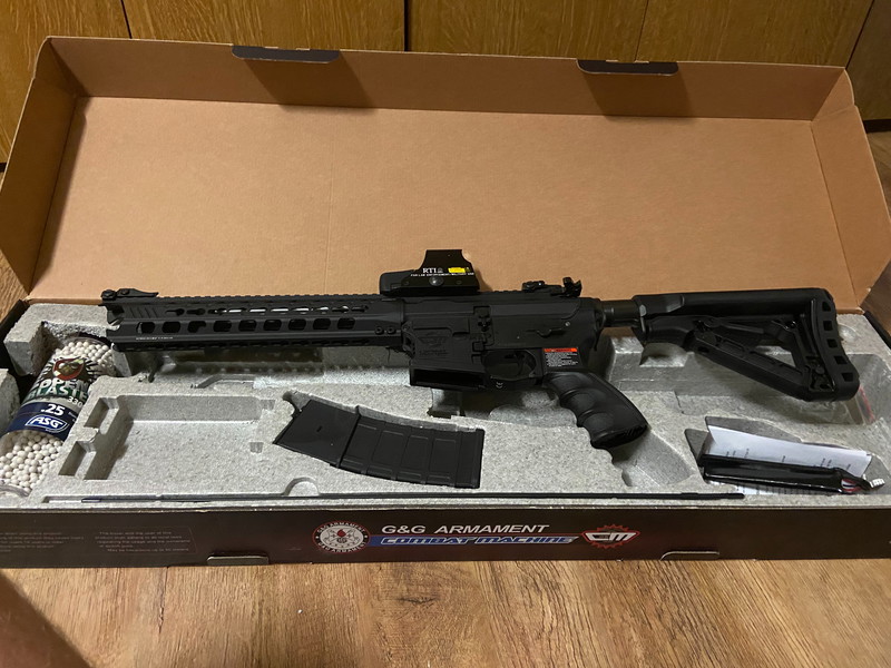 Image 1 pour AEG Airsoft CM16 Predator G&G 2x gebruikt