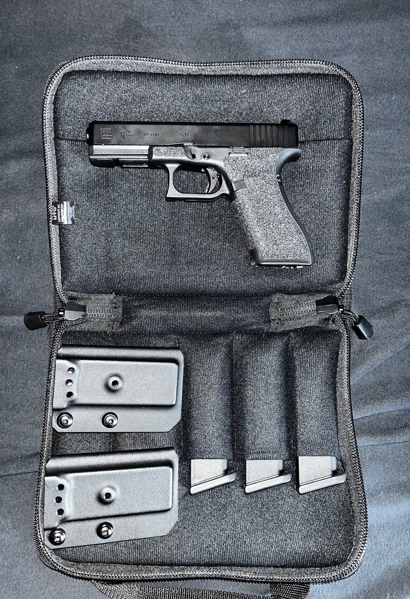 Afbeelding 1 van Umarex Glock 17 Gen 5 + accessoires