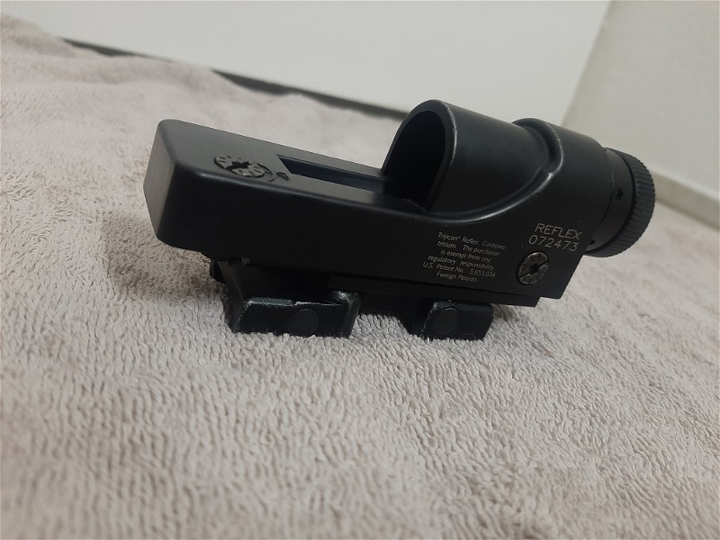 Image 1 pour Trijicon Relfex red dot