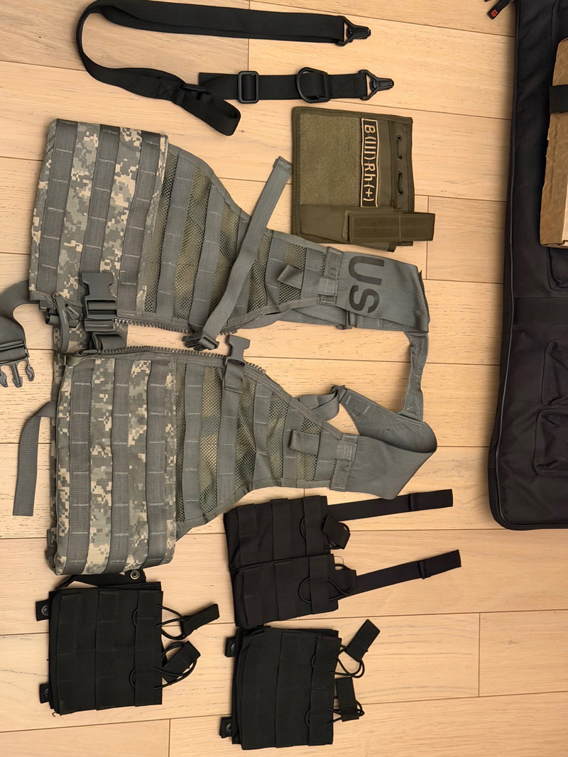 Image 1 for US Vest, pouches en sling